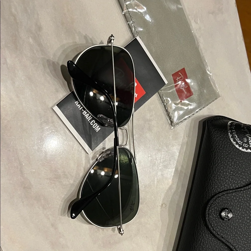 Ray-Ban Silver Aviator Sunglasses